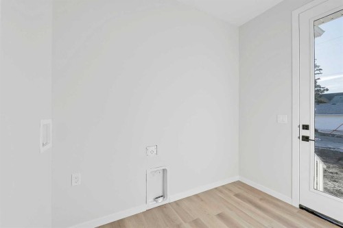 117 5 Avenue Se, High River, AB - Indoor Photo Showing Other Room