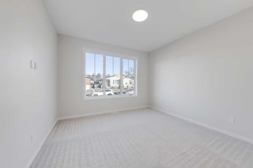 117 5 Avenue Se, High River, AB - Indoor Photo Showing Other Room