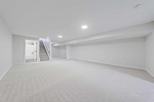 117 5 Avenue Se, High River, AB - Indoor Photo Showing Other Room