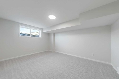 117 5 Avenue Se, High River, AB - Indoor Photo Showing Other Room
