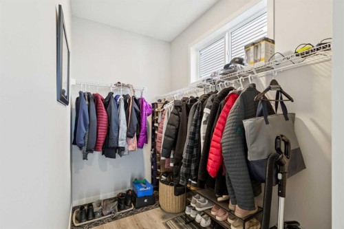 93 Wolf Gate, Okotoks, AB - Indoor With Storage