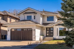 71 Woodridge Close SWCalgary, AB T2W 5M2