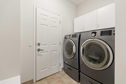 68 Cranfield Place Se, Calgary, AB - Indoor Photo Showing Laundry Room