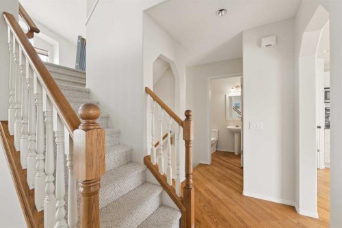 68 Cranfield Place Se, Calgary, AB - Indoor Photo Showing Other Room