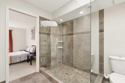 68 Cranfield Place Se, Calgary, AB - Indoor Photo Showing Bathroom