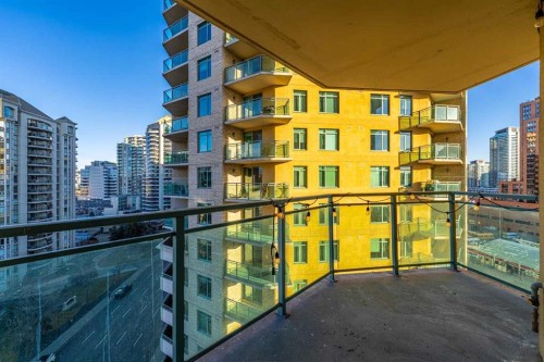 1004-1121 6 Avenue Sw, Calgary, AB - Outdoor With Balcony