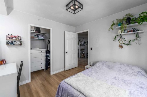 1004-1121 6 Avenue Sw, Calgary, AB - Indoor Photo Showing Bedroom