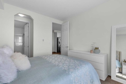3211-99 Copperstone Park Se, Calgary, AB - Indoor Photo Showing Bedroom