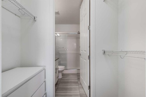 3211-99 Copperstone Park Se, Calgary, AB - Indoor