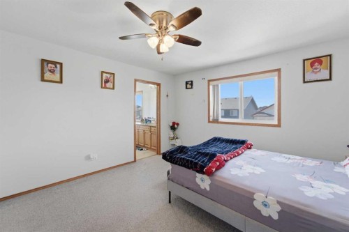 139 Saddlehorn Close Ne, Calgary, AB - Indoor Photo Showing Bedroom
