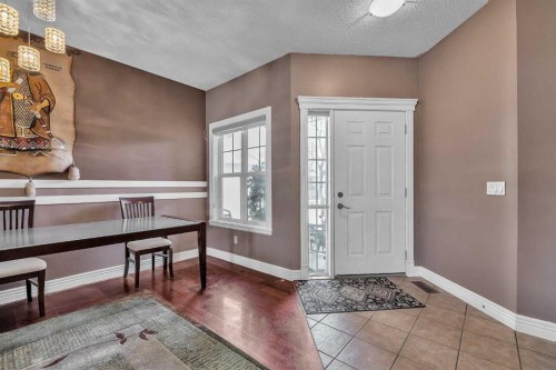 69-39 Strathlea Common Sw, Calgary, AB 