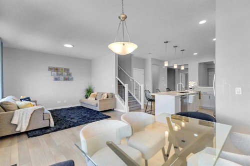 672 Walgrove Boulevard Se, Calgary, AB - Indoor Photo Showing Living Room