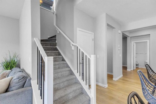 672 Walgrove Boulevard Se, Calgary, AB - Indoor Photo Showing Other Room
