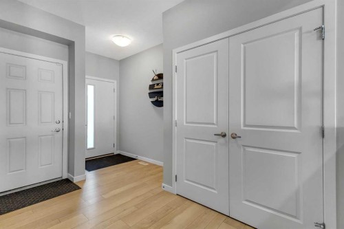 672 Walgrove Boulevard Se, Calgary, AB - Indoor Photo Showing Other Room