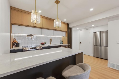 1607 Marlyn Way Ne, Calgary, AB - Indoor Photo Showing Other Room