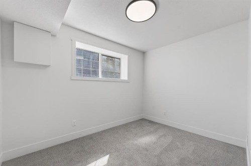 1607 Marlyn Way Ne, Calgary, AB - Indoor Photo Showing Other Room
