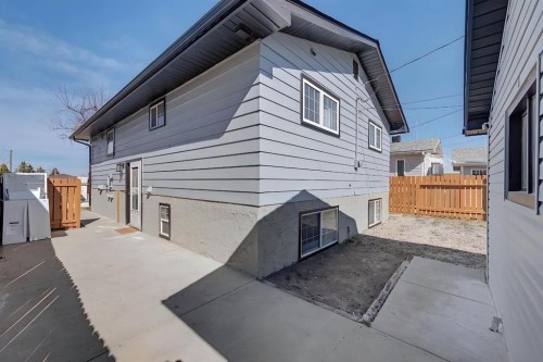 1607 Marlyn Way Ne, Calgary, AB - Outdoor With Exterior