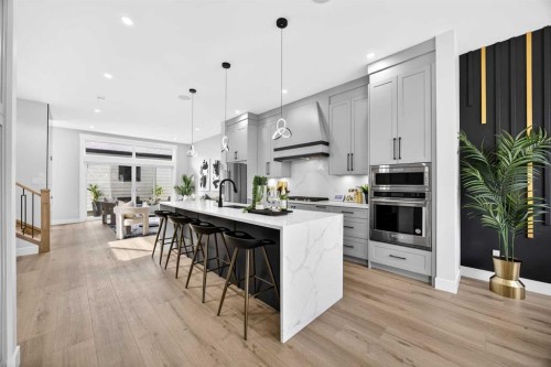 107 Hartford Road Nw, Calgary, AB - Indoor Photo Showing Kitchen With Upgraded Kitchen