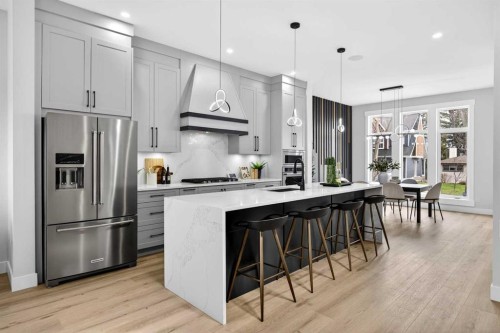 107 Hartford Road Nw, Calgary, AB - Indoor Photo Showing Kitchen With Stainless Steel Kitchen With Upgraded Kitchen