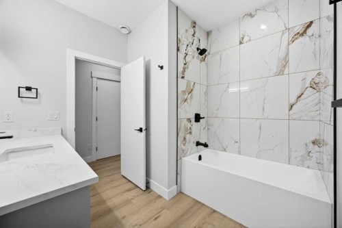 107 Hartford Road Nw, Calgary, AB - Indoor Photo Showing Bathroom