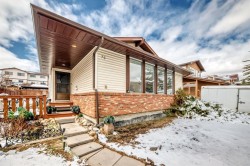 76 Edgewood Drive NW Calgary, AB T3A 2T5