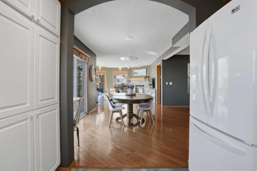 131 Edgebrook Circle Nw, Calgary, AB - Indoor Photo Showing Dining Room