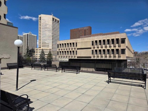 504-221 6 Avenue Se, Calgary, AB - Outdoor