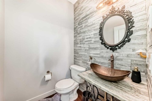 153 Chaparral Valley Mews, Calgary, AB - Indoor Photo Showing Bathroom