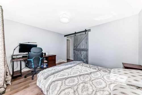 153 Chaparral Valley Mews, Calgary, AB - Indoor Photo Showing Bedroom