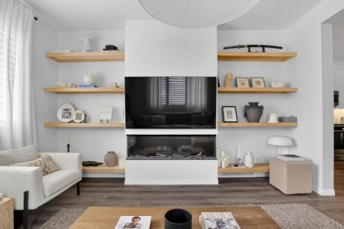 20 Carrington Circle Nw, Calgary, AB - Indoor Photo Showing Living Room