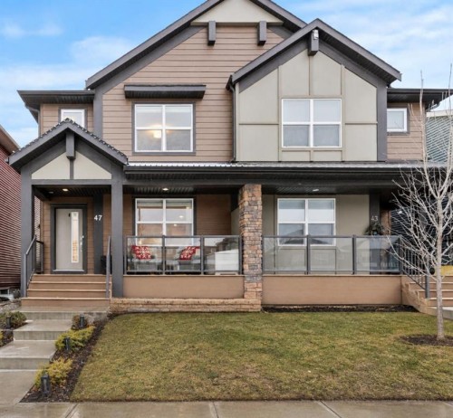47 Wolf Willow Boulevard Se, Calgary, AB - Outdoor With Deck Patio Veranda With Facade