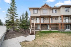 9-181 Rockyledge View NW Calgary, AB T3G 6B1
