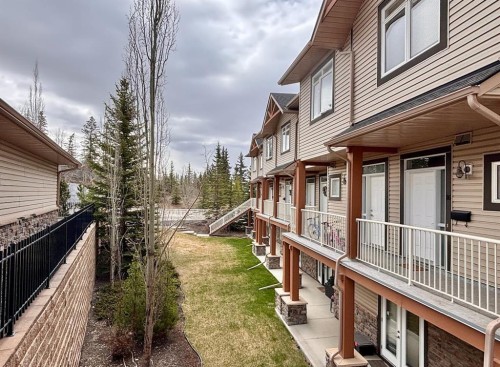 9-181 Rockyledge View Nw, Calgary, AB - Outdoor With Exterior