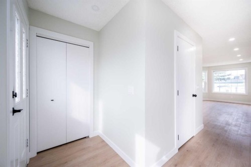 88 Applemont Close Se, Calgary, AB - Indoor Photo Showing Other Room