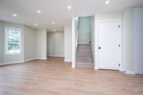 88 Applemont Close Se, Calgary, AB - Indoor Photo Showing Other Room