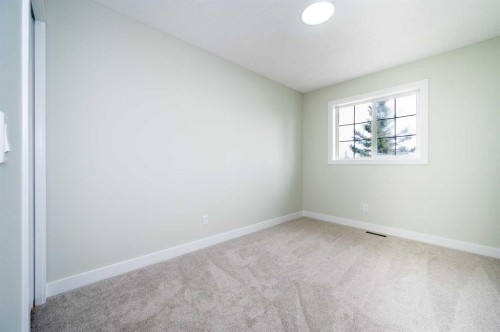 88 Applemont Close Se, Calgary, AB - Indoor Photo Showing Other Room