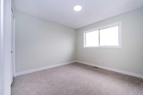 88 Applemont Close Se, Calgary, AB - Indoor Photo Showing Other Room