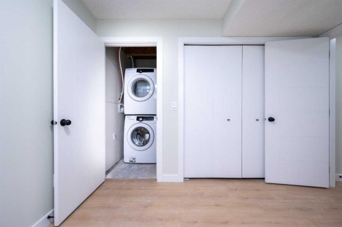 88 Applemont Close Se, Calgary, AB - Indoor Photo Showing Laundry Room