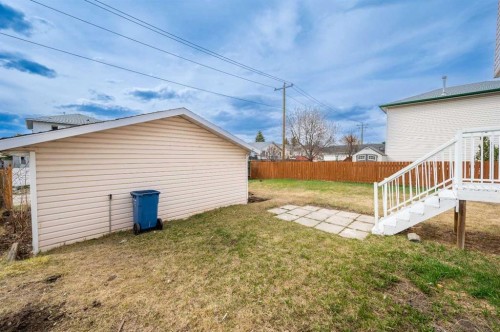 88 Applemont Close Se, Calgary, AB - Outdoor