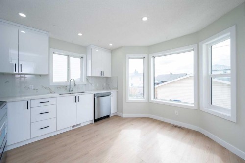 88 Applemont Close Se, Calgary, AB - Indoor Photo Showing Kitchen