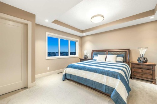 105 Carringvue Manor Nw, Calgary, AB - Indoor Photo Showing Bedroom