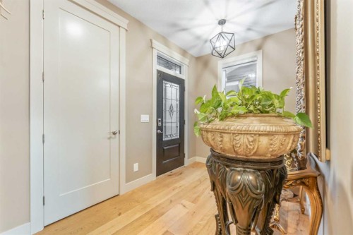 105 Carringvue Manor Nw, Calgary, AB - Indoor Photo Showing Other Room