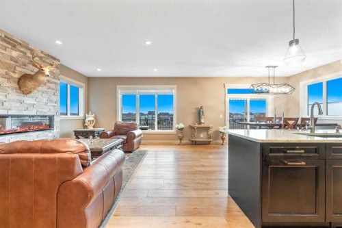 105 Carringvue Manor Nw, Calgary, AB - Indoor