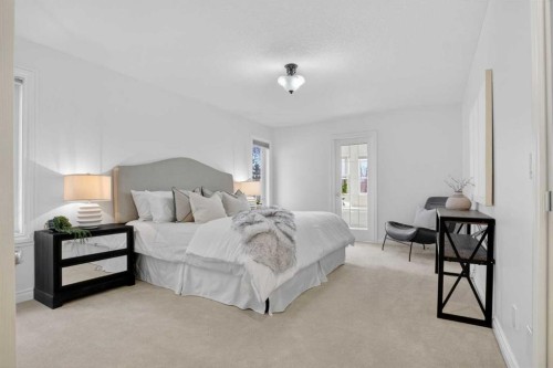 7051 Christie Briar Manor Sw, Calgary, AB - Indoor Photo Showing Bedroom