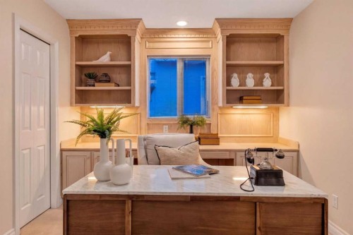 7051 Christie Briar Manor Sw, Calgary, AB - Indoor