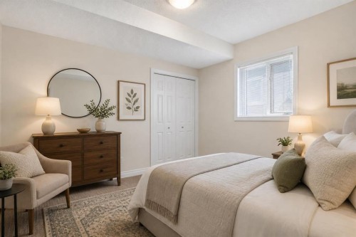 7051 Christie Briar Manor Sw, Calgary, AB - Indoor Photo Showing Bedroom