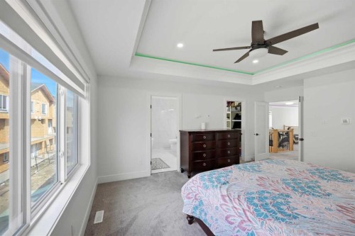 15 Saddlecrest Link Ne, Calgary, AB - Indoor Photo Showing Bedroom