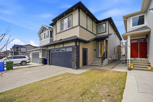 15 Saddlecrest Link Ne, Calgary, AB - Outdoor With Facade