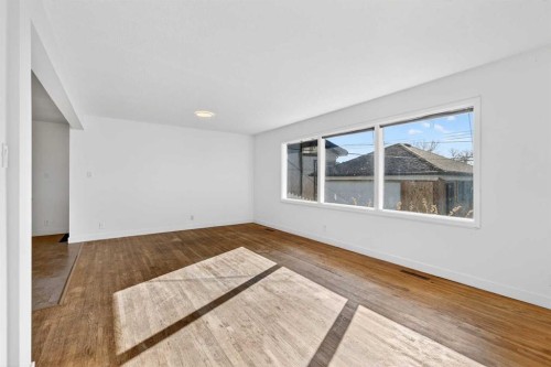 16 Heston Street Nw, Calgary, AB - Indoor Photo Showing Other Room