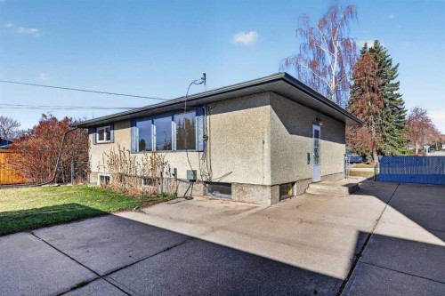 16 Heston Street Nw, Calgary, AB - Outdoor With Exterior
